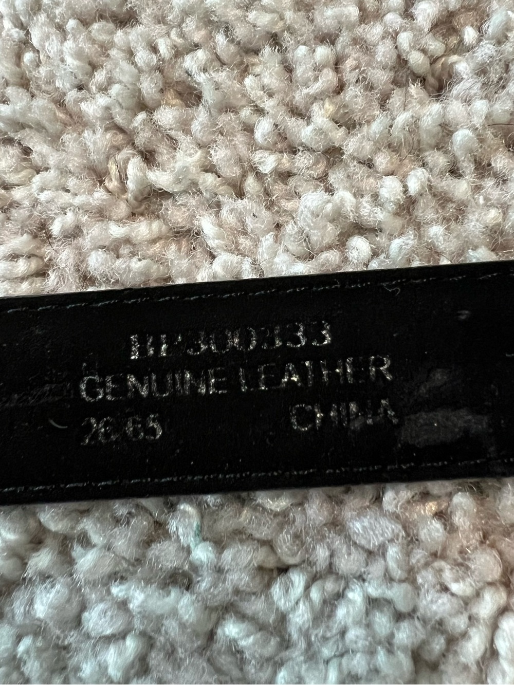 ⬛️Boy size 26, black genuine leather gold buckled belt, preowned⬛️ - Picture 3 of 5